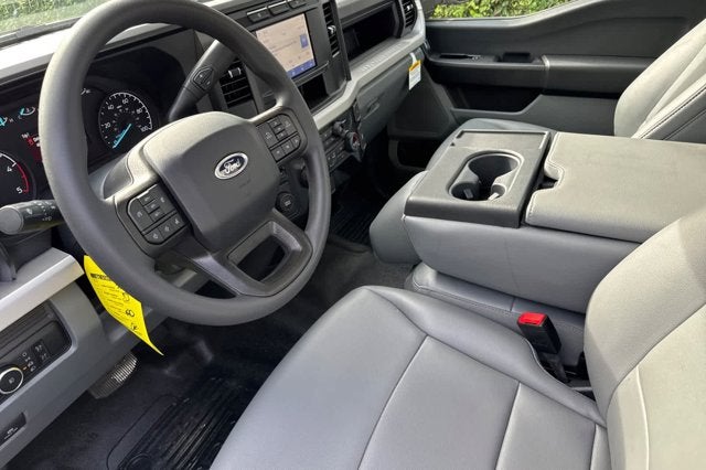 2024 Ford Super Duty F-550 DRW XL
