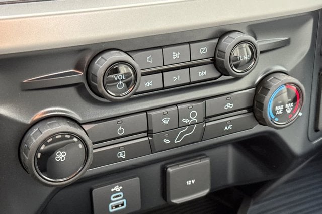 2024 Ford Super Duty F-550 DRW XL