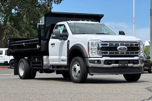 2026 Ford Super Duty F-550 DRW XLT
