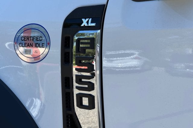 2026 Ford Super Duty F-550 DRW XL