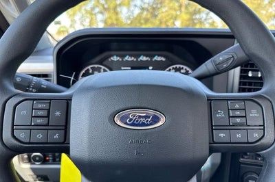 2025 Ford Super Duty F-550 DRW XL