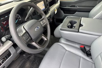 2025 Ford Super Duty F-550 DRW XL