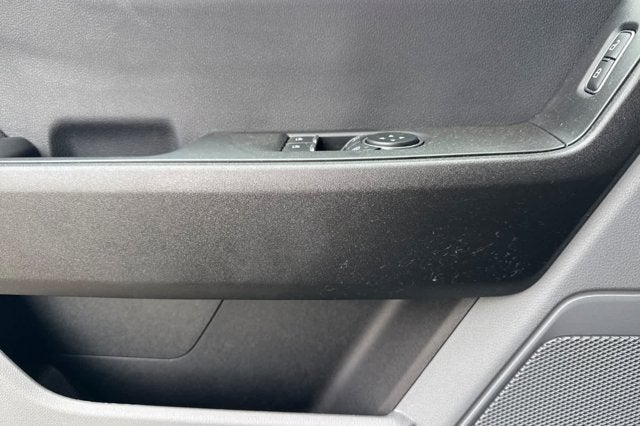 2025 Ford Super Duty F-550 DRW XL