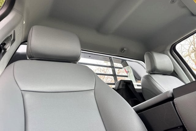 2025 Ford Super Duty F-550 DRW XL