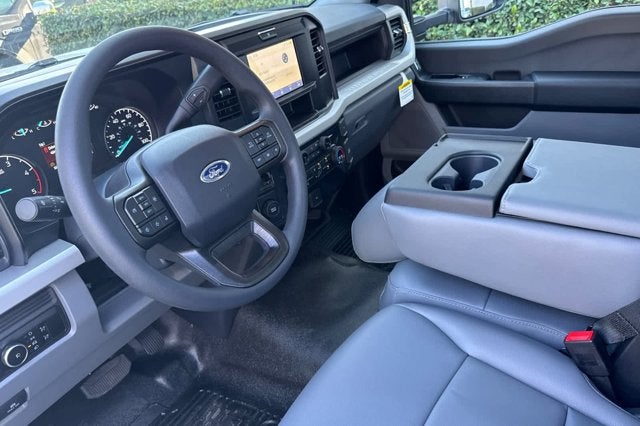 2026 Ford Super Duty F-550 DRW XL