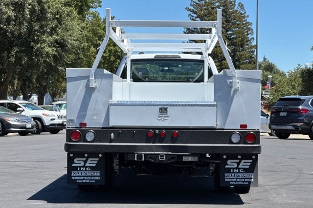 2026 Ford Super Duty F-550 DRW XL