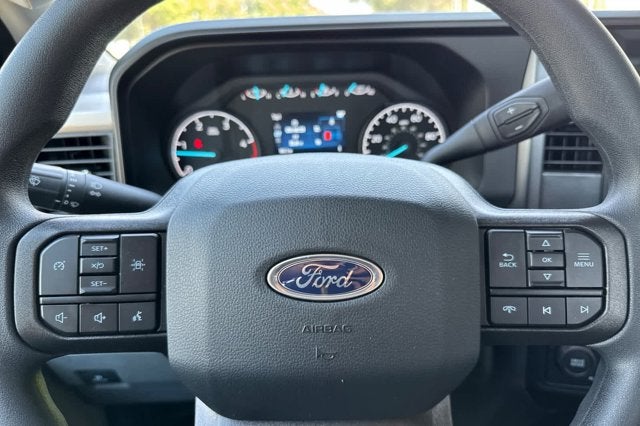 2025 Ford Super Duty F-550 DRW XL