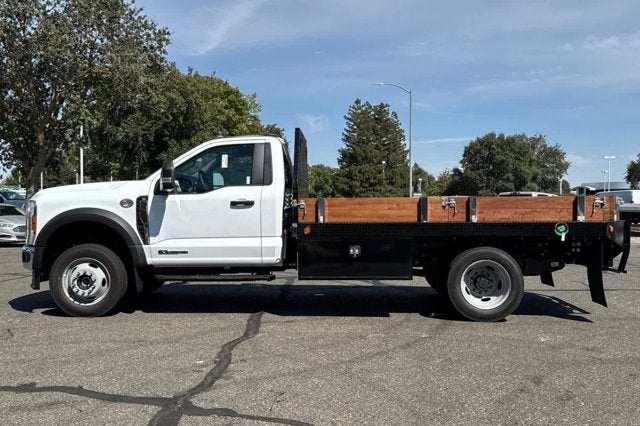 2025 Ford Super Duty F-550 DRW XL