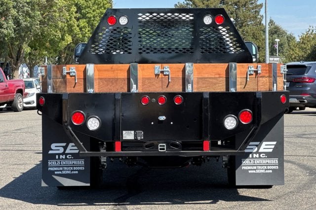 2025 Ford Super Duty F-550 DRW XL