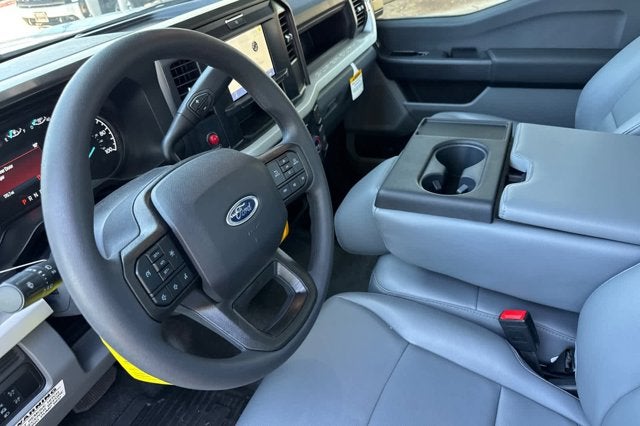 2026 Ford Super Duty F-550 DRW XL