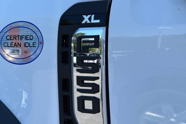 2026 Ford Super Duty F-550 DRW XL