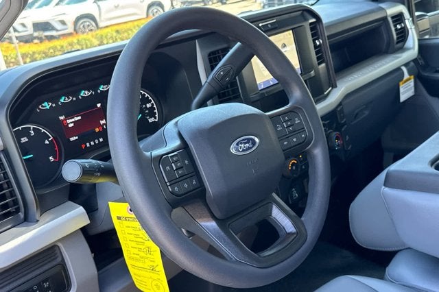 2026 Ford Super Duty F-550 DRW XL