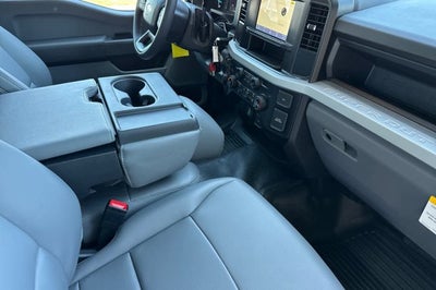 2026 Ford Super Duty F-550 DRW XL