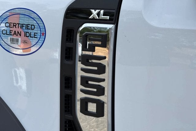 2026 Ford Super Duty F-550 DRW XL