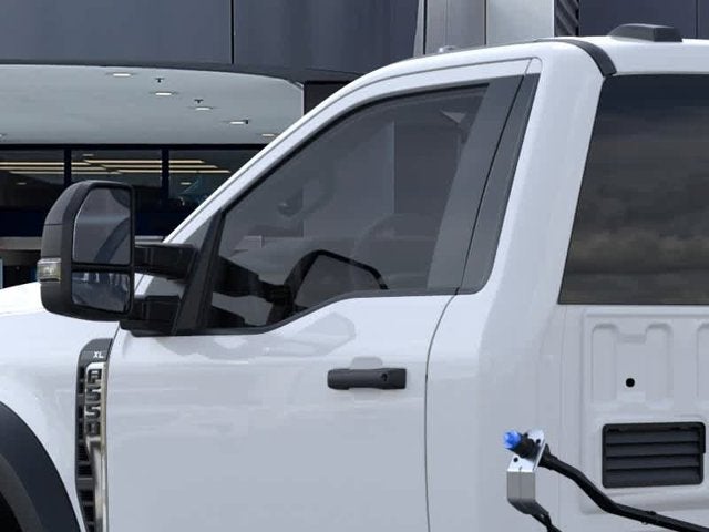 2026 Ford Super Duty F-550 DRW XL