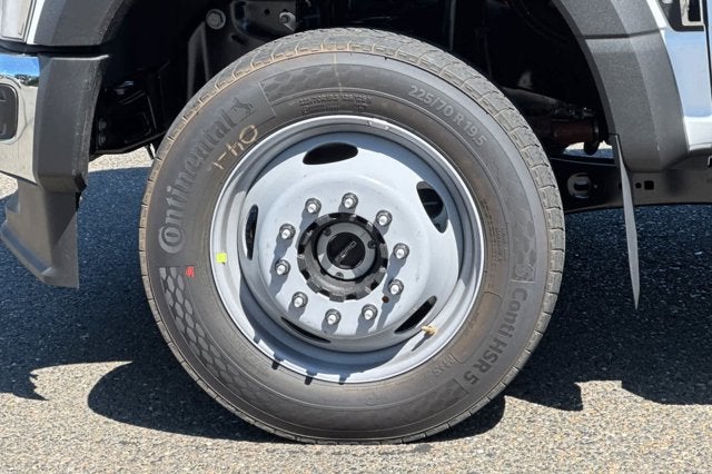 2026 Ford Super Duty F-550 DRW XL