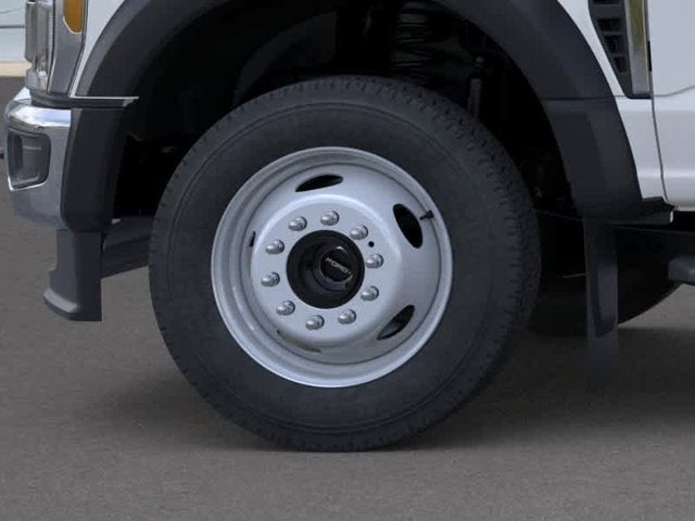 2026 Ford Super Duty F-550 DRW XLT