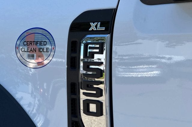 2026 Ford Super Duty F-550 DRW XL