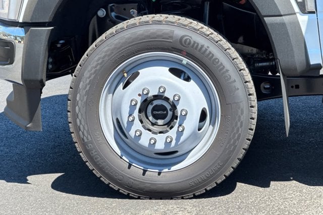 2026 Ford Super Duty F-550 DRW XL