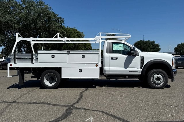 2026 Ford Super Duty F-550 DRW XL