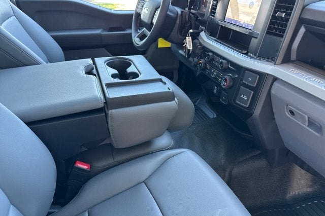 2026 Ford Super Duty F-550 DRW XL