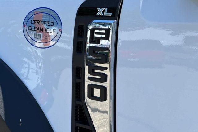 2026 Ford Super Duty F-550 DRW XL