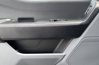 2025 Ford Super Duty F-550 DRW XL