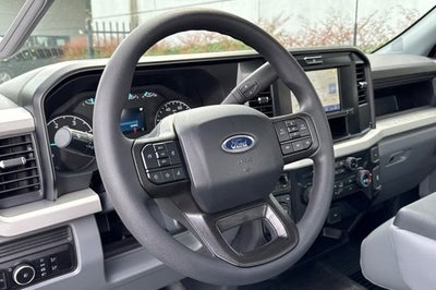 2025 Ford Super Duty F-550 DRW XL