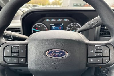 2025 Ford Super Duty F-550 DRW XL