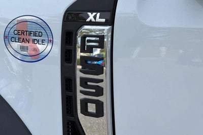 2025 Ford Super Duty F-550 DRW XL