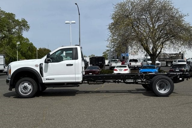 2025 Ford Super Duty F-550 DRW XL