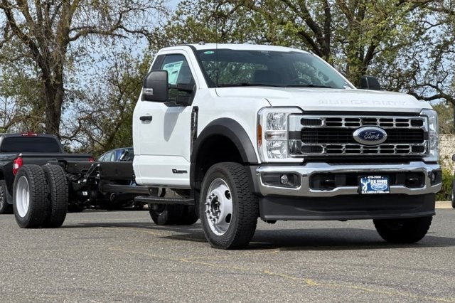 2025 Ford Super Duty F-550 DRW XL