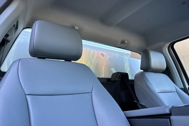 2025 Ford Super Duty F-550 DRW XL