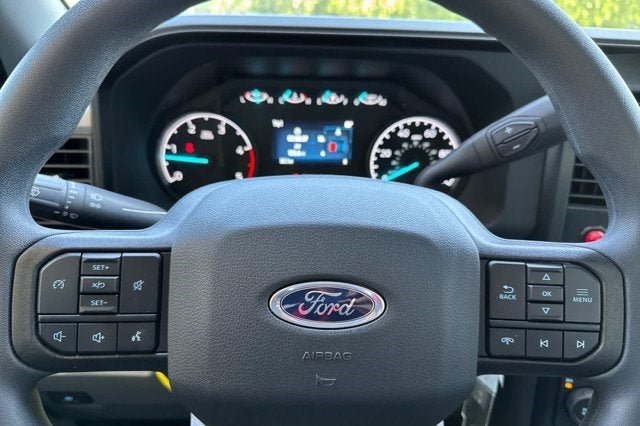 2025 Ford Super Duty F-550 DRW XL