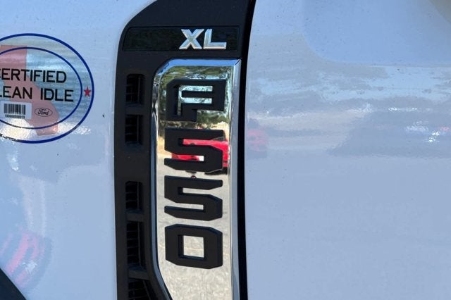 2025 Ford Super Duty F-550 DRW XL