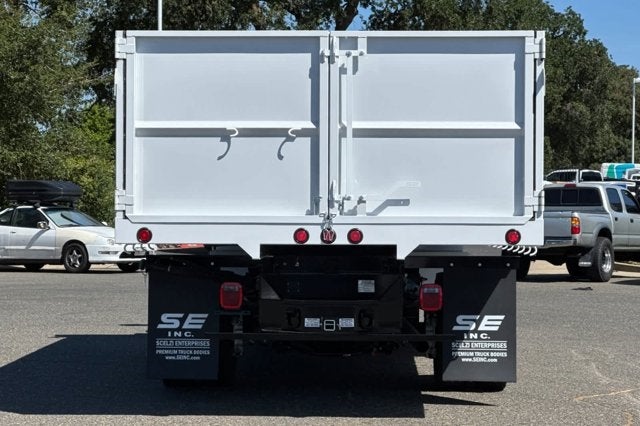 2025 Ford Super Duty F-550 DRW XL