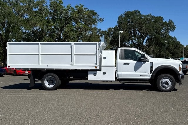 2025 Ford Super Duty F-550 DRW XL