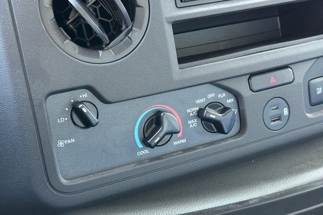 2026 Ford E-Series Cutaway E-350 SRW 138" WB