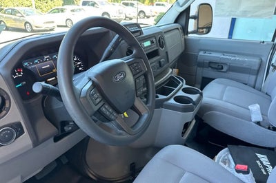 2026 Ford E-Series Cutaway E-350 SRW 138" WB