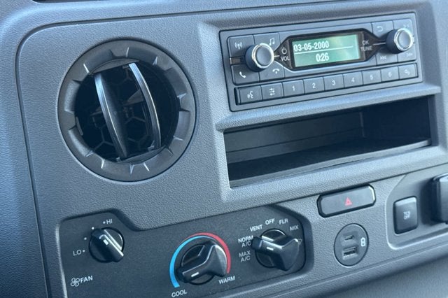 2026 Ford E-Series Cutaway E-350 SRW 138" WB