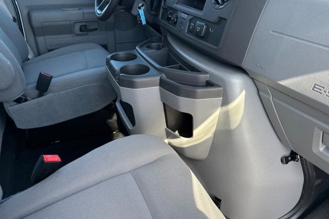 2026 Ford E-Series Cutaway E-450 DRW 158" WB