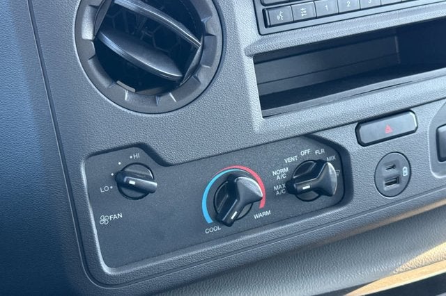 2026 Ford E-Series Cutaway E-450 DRW 158" WB