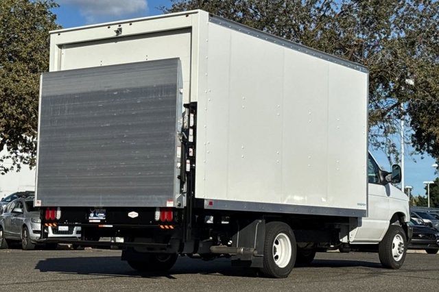 2026 Ford E-Series Cutaway E-450 DRW 158" WB