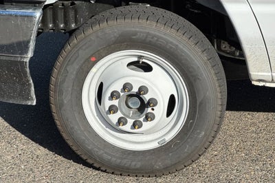 2026 Ford E-Series Cutaway E-450 DRW 158" WB