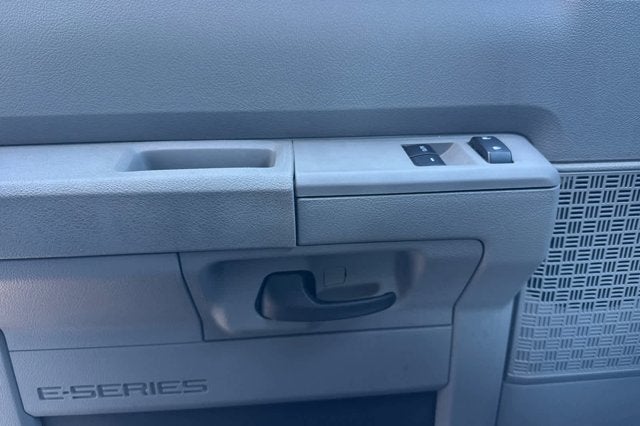 2026 Ford E-Series Cutaway E-450 DRW 158" WB