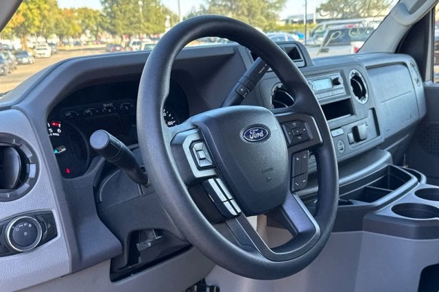 2026 Ford E-Series Cutaway E-450 DRW 158" WB