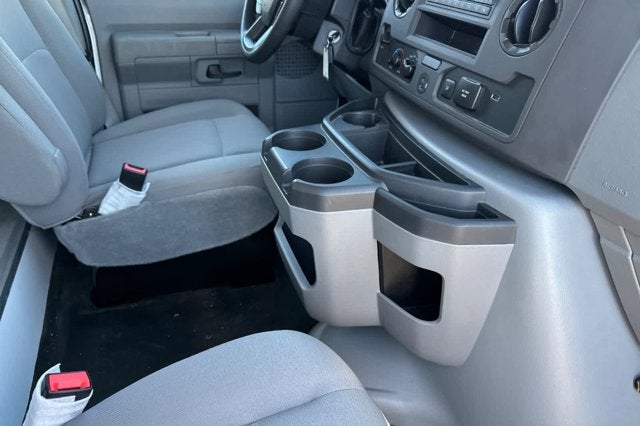 2026 Ford E-Series Cutaway E-450 DRW 158" WB