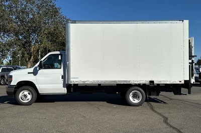 2026 Ford E-Series Cutaway E-450 DRW 158" WB