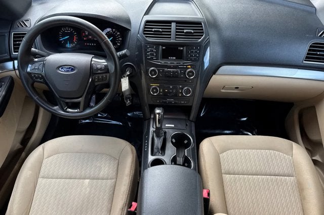 2017 Ford Explorer Base