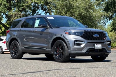 2022 Ford Explorer ST